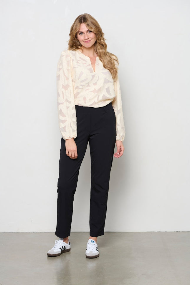 &Co woman Blouse emily jacquard cream bl316 Stretchshop.nl